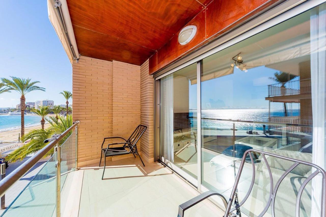 Шикарная Квартира На Первой Линии -Luxury Apartment On The First Line Sea トレビエハ エクステリア 写真