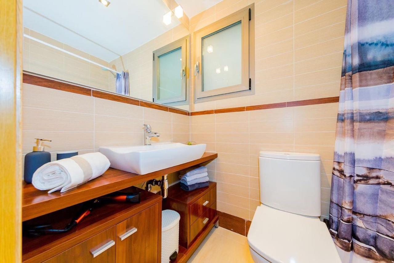 Шикарная Квартира На Первой Линии -Luxury Apartment On The First Line Sea トレビエハ エクステリア 写真