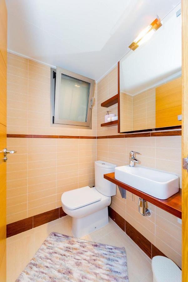 Шикарная Квартира На Первой Линии -Luxury Apartment On The First Line Sea トレビエハ エクステリア 写真